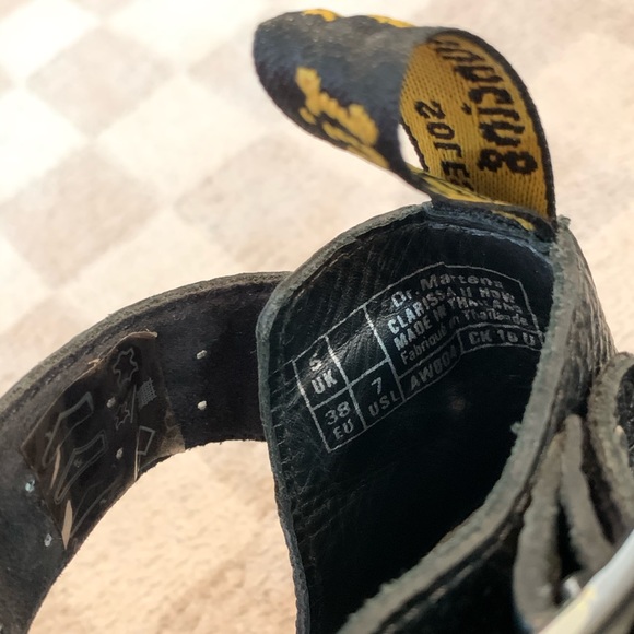 Dr Martens Clarissa II quad eyelet leather sandals - Picture 8 of 9